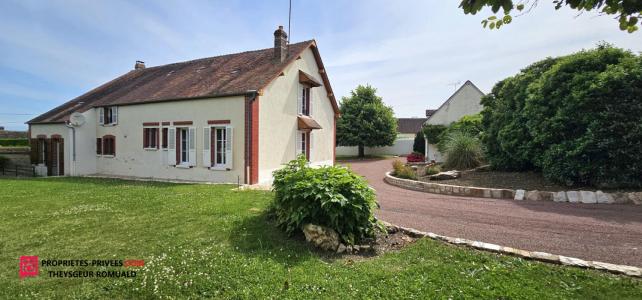 For sale Courtenay 7 rooms 201 m2 Loiret (45320) photo 2