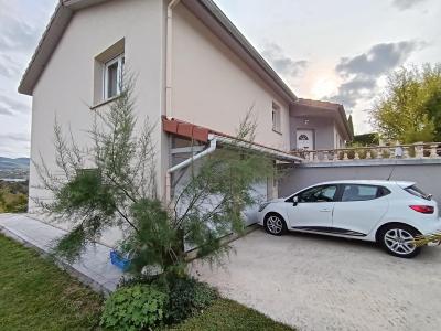 For sale Grand-croix 4 rooms 104 m2 Loire (42320) photo 2