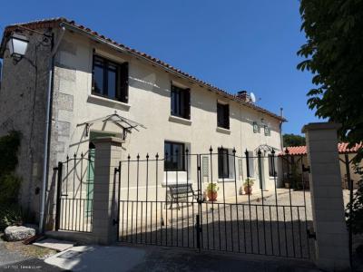 For sale Nanteuil-en-vallee 5 rooms 170 m2 Charente (16700) photo 0