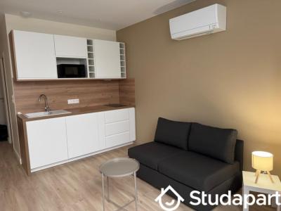 For rent Lyon-6eme-arrondissement 1 room 21 m2 Rhone (69006) photo 0