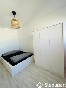 For rent Villeurbanne 1 room 12 m2 Rhone (69100) photo 1