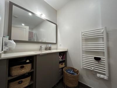 For sale HYPER CENTRE 3 rooms 62 m2 Pyrenees atlantiques (64000) photo 4