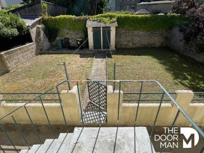 For sale Laval 6 rooms 109 m2 Mayenne (53000) photo 1