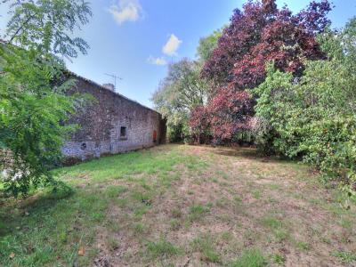 For sale Cours 2 rooms 91 m2 Deux sevres (79220) photo 4