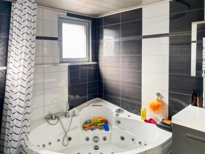 For sale Doubs 5 rooms 143 m2 Doubs (25300) photo 3
