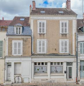 For sale Montargis 236 m2 Loiret (45200) photo 0