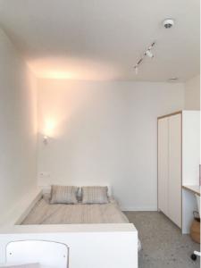 For sale Angers 1 room 18 m2 Maine et loire (49000) photo 0