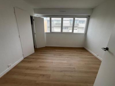 For sale Palaiseau 3 rooms 62 m2 Essonne (91120) photo 2
