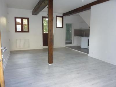 For rent Lisieux 1 room 32 m2 Calvados (14100) photo 0