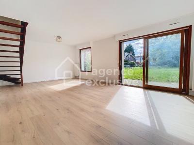 Louer Maison 90 m2 Sequedin