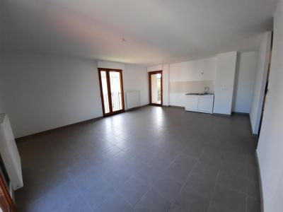 For rent Avignon 4 rooms 84 m2 Vaucluse (84000) photo 2