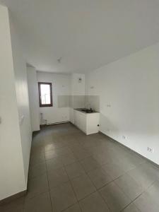 For rent Avignon 4 rooms 84 m2 Vaucluse (84000) photo 4