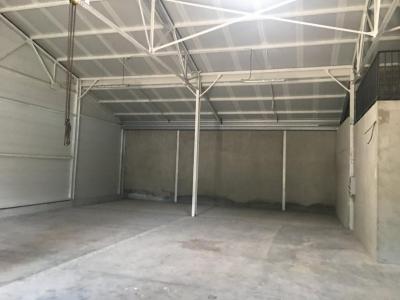 Louer Commerce 315 m2 Taluyers