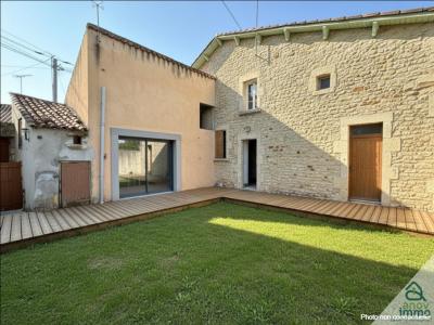 For sale Couronne 5 rooms 138 m2 Charente (16400) photo 0