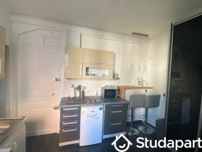 Louer Appartement 15 m2 Paris-15eme-arrondissement
