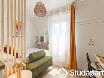 Annonce Location Appartement Paris-18eme-arrondissement 75