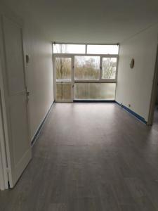 For rent Evry 3 rooms 57 m2 Essonne (91000) photo 2