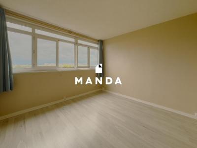 For sale Saint-denis 4 rooms 64 m2 Seine saint denis (93200) photo 1