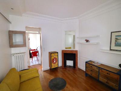 For rent Paris-4eme-arrondissement 2 rooms 27 m2 Paris (75004) photo 1