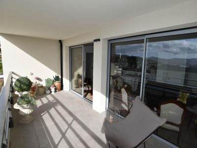 For sale Clermont-ferrand 3 rooms 71 m2 Puy de dome (63100) photo 1