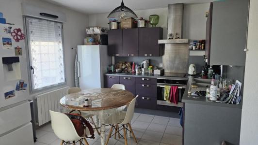 For rent Orange 3 rooms 66 m2 Vaucluse (84100) photo 0