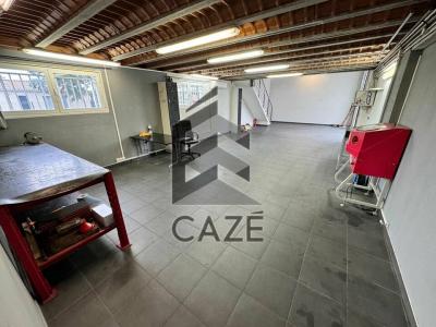 Louer Commerce 169 m2 Parempuyre