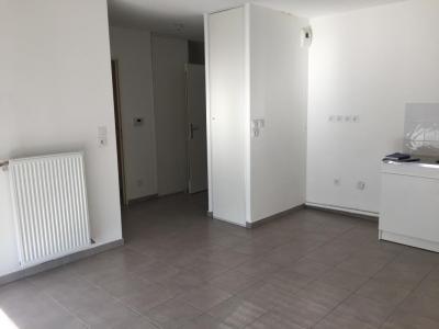 Louer Appartement Decines-charpieu Rhone