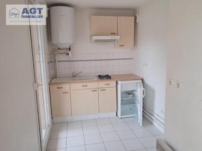 For rent Beauvais 1 room 28 m2 Oise (60000) photo 3