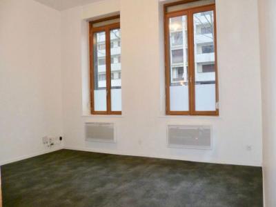 Louer Appartement 36 m2 Lille