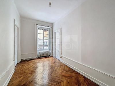 Louer Appartement Lyon-2eme-arrondissement 1725 euros
