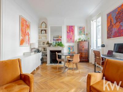 For sale Paris-16eme-arrondissement 2 rooms 71 m2 Paris (75016) photo 1