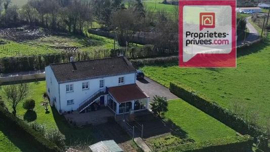 For sale Auzay AUCHAY-SUR-VENDEE 5 rooms 105 m2 Vendee (85200) photo 0