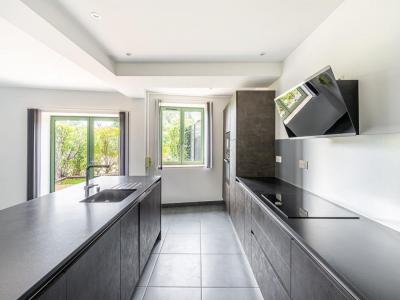 For sale Lucenay 4 rooms 122 m2 Rhone (69480) photo 2