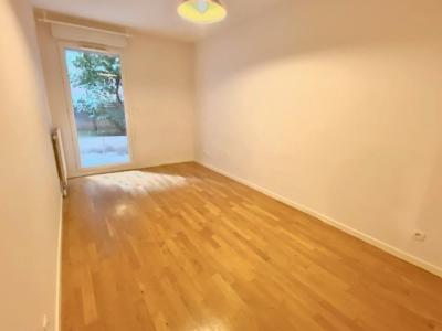 Louer Appartement Lyon-6eme-arrondissement 918 euros