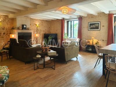 For sale Lezay 6 rooms 170 m2 Deux sevres (79120) photo 1