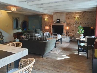 For sale Lezay 6 rooms 170 m2 Deux sevres (79120) photo 2