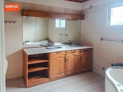 Louer Maison Saint-pierre 1400 euros