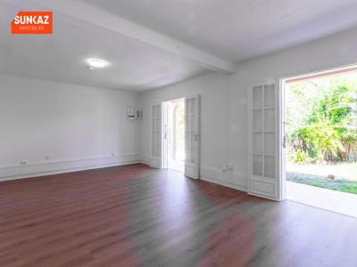 Louer Maison Saint-pierre 1174 euros