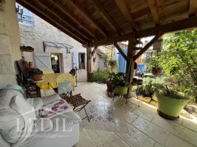 For sale Condom 3 rooms 113 m2 Gers (32100) photo 0