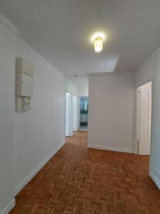 For rent Rueil-malmaison 4 rooms 85 m2 Hauts de Seine (92500) photo 3
