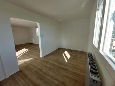 For rent Nimes 4 rooms 69 m2 Gard (30000) photo 0