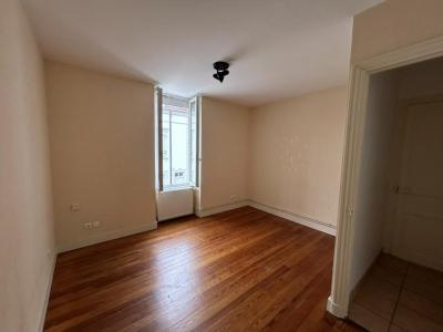 Louer Appartement Coteau 620 euros