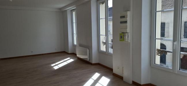 For rent Trie-chateau 3 rooms 66 m2 Oise (60590) photo 0