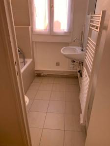 Louer Appartement Paris-11eme-arrondissement 1285 euros