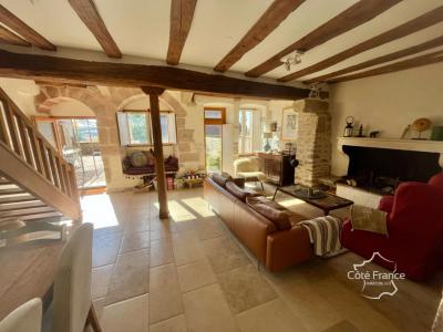 For sale Montreal 4 rooms 127 m2 Yonne (89420) photo 1