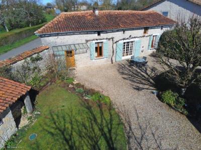 Annonce Vente 4 pices Maison Adjots 16