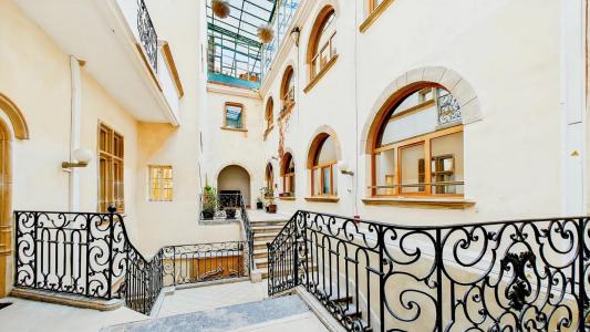 For sale Valence 2 rooms 104 m2 Drome (26000) photo 0