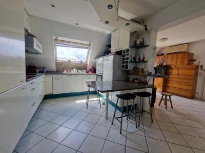For sale Strasbourg 5 rooms 98 m2 Bas rhin (67100) photo 2