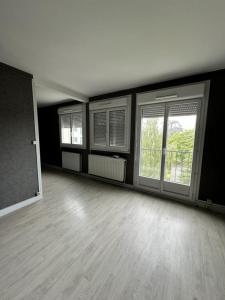 For rent Commentry 3 rooms 52 m2 Allier (03600) photo 0