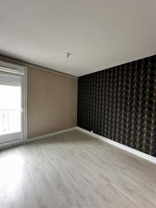 For rent Commentry 3 rooms 52 m2 Allier (03600) photo 2